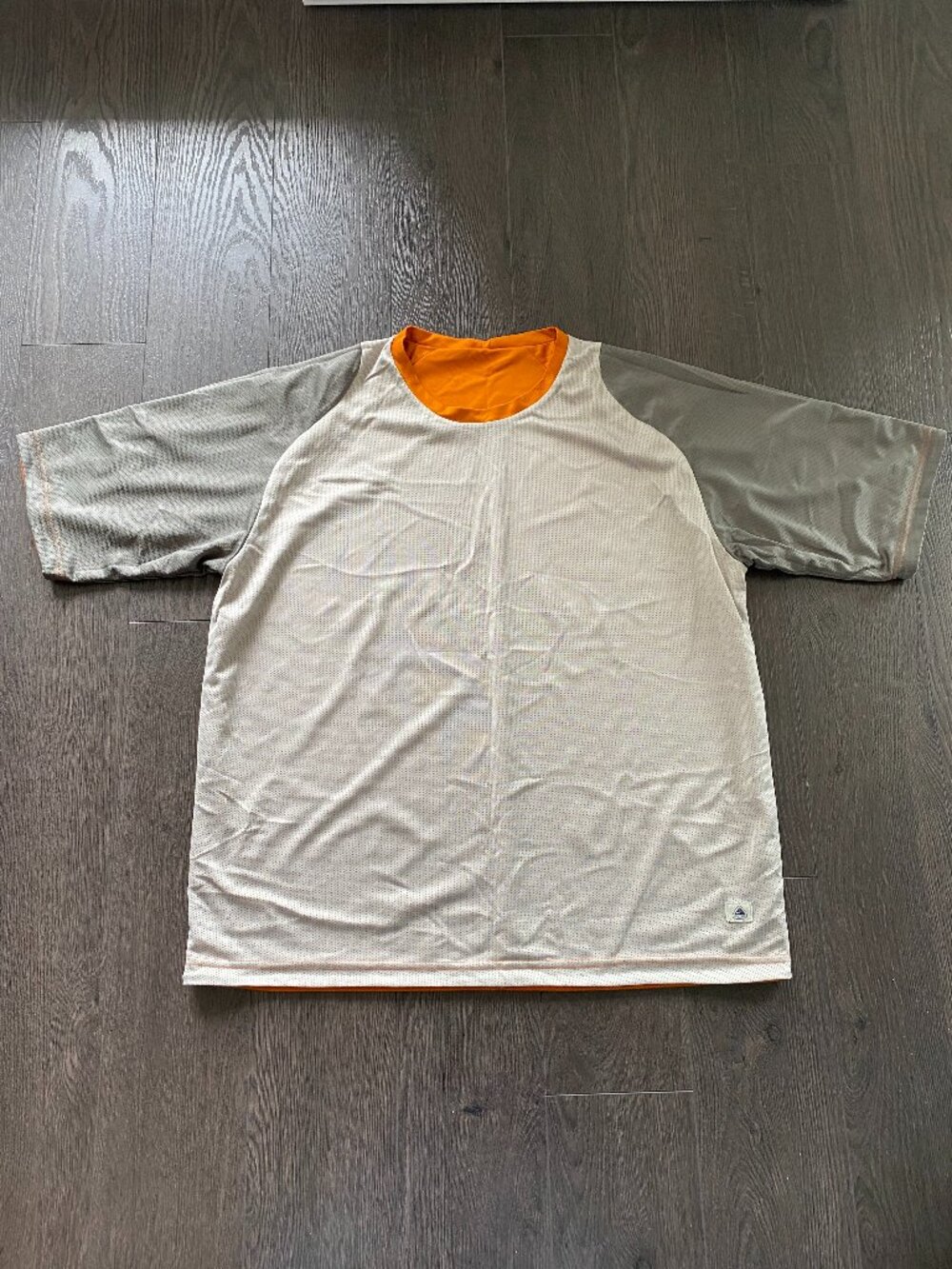 NIKE ACG DOUBLE SIDED DOUBLE LUNG ERA REVERSIBLE SHIRT DRY FIT SIZE MED/LAR